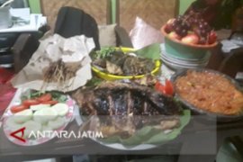 Gurihnya Ikan Kue Bakar Sambal Bawang Ala Bu Ella