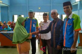 Ratusan juta dialokasikan untuk mustahiq dari Baznas Sijunjung