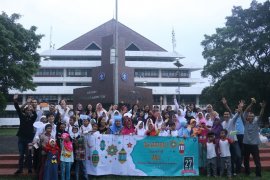 1.500 anak yatim-dhuafa terima santunan dari IPB