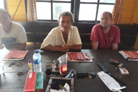 Pedagang keliling obat terlarang ditangkap Polisi Barut