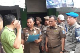 Satpol PP Temukan Tempat Hiburan Yang Masih Beroperasi