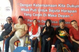 Relawan Kampanye Gus Ipul-Mbak Puti 'Door to Door'