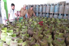 Disperindag Kolaka sidak distributor gas subsidi