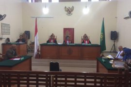 Pengadilan Karimun tolak gugatan Muhamad Asyura