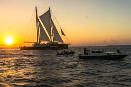 Aksi Damai Pengusiran Kapal Tongkang