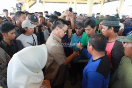 Gubernur Keluarkan Edaran Cuti Bersama Bagi Perusahaan