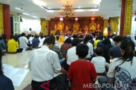 Peringatan Waisak Kota Bogor angkat tema kebhinnekaan (Video)