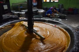 Produksi Jenang Melonjak 1.000 Persen Jelang Lebaran di Ponorogo (Video)