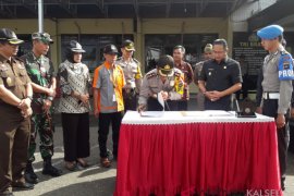 Polres Tabalong terima Linmas pengamanan TPS