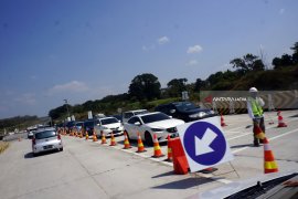 Menjajal Tol Fungsional Madiun-Surabaya