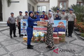 Satpolairud Polres Tanbu sambangi Istana Yatim Darul Azhar