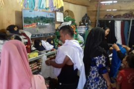 Menurun, omzet penjualan pakaian bekas