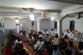 Naqsabandiyah laksanakan shalat Ied hari ini