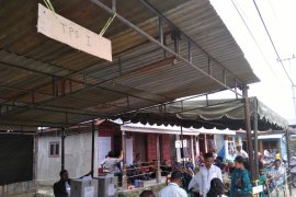 Sejumlah surat suara ditemukan telah tercoblos sebelum digunakan