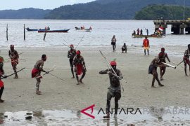 Festival Pulau Roon Wondama suguhkan budaya dan sejumlah obyek pariwisata