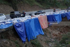 Jalan Rusak Ponorogo-Trenggalek