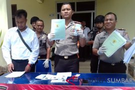 Diduga pungli pengurusan sertifikat, pejabat BPN Solok terjaring OTT (video)