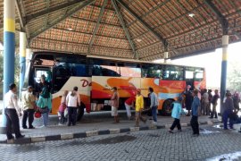 Arus Mudik Kendaraan di Bojonegoro Lancar