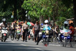 Polisi Bojonegoro Rekayasa Jalur Alternatif Atas Kemacetan