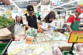 Dinkes Surakarta temukan makanan kedaluwarsa