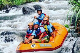 Wisata Songgon tetap Ramai Pasca-banjir