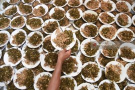 Tradisi Kolak Ayam Sanggring