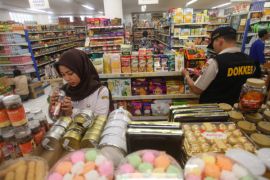 BPOM Malut diminta tindak pedagang produk kadaluarsa