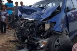 Avanza Tabrak Tiang Listrik Hingga Masuk Jurang di Desa Petai Kuansing, Diduga ini Penyebabnya