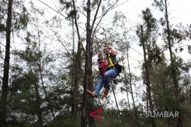 WISATA FLYING FOX MALIN KUNDANG Page 1 Small