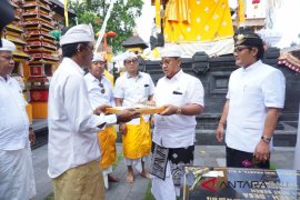 Pemkab Badung bantu dana ritual "Ngenteg linggih"