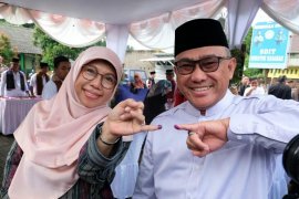 Wali Kota Depok gunakan hak pilih bersama keluarga