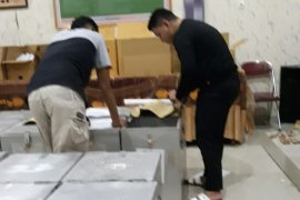 KPU Gorontalo Utara Siapkan 10 Kotak Suara Khusus