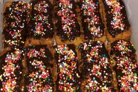 Mencicipi Manisnya Nugget Pisang Mutiara Madiun