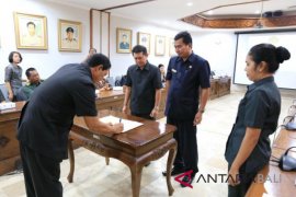 Bupati-Wabup Klungkung kembali bertugas setelah cuti pilkada