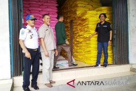 Persediaan sembako di Agam aman jelang lebaran