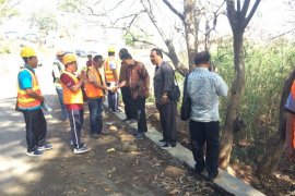 DPRD Bali lakukan sidak jalan Padangbai Karangasem