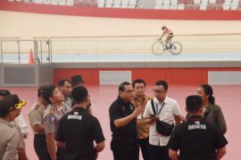 Ketua kontingen Indonesia tinjau Velodrome