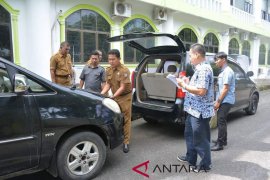 Pemkot lelang puluhan unit kendaraan dinas