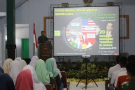 Dandim Ponorogo Gembleng Calon Paskibraka 2018