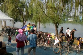 Fasilitas Taman Tematik Ditambah Bagi Penyandang Disabilitas