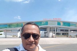 Pariwisata lesu akibat mahalnya tarif pesawat