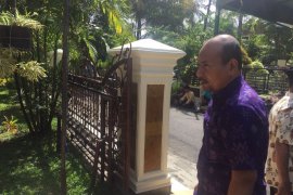 Andrinof Chaniago: Sumbar kehilangan tokoh panutan