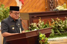 Menanti  realisasi janji sang petahana