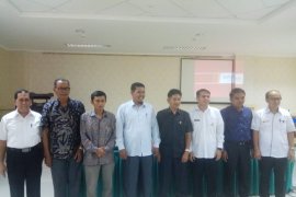 Komisi II DPRD Agam kunker ke Dinas Koperasi UKM Sumbar