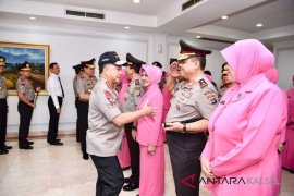 Rachmat Mulyana resmi menyandang pangkat Irjen dan Nasri Brigjen