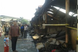 Sekitar 150 kios Pasar Gedebage Bandung kebakaran