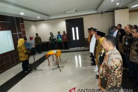 Bupati Bekasi lantik 66 ASN