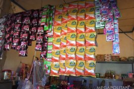 Pendaki gunung sambut positif beras saset Bulog