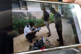 Rumah Mardani dilempar dua bom molotov berisi pertamax