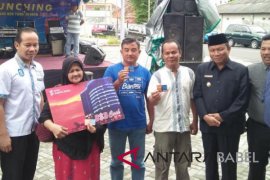 Pedagang sambut baik kartu retribusi nontunai